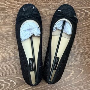 Nine West Black Flats with Bow Detail Sequence